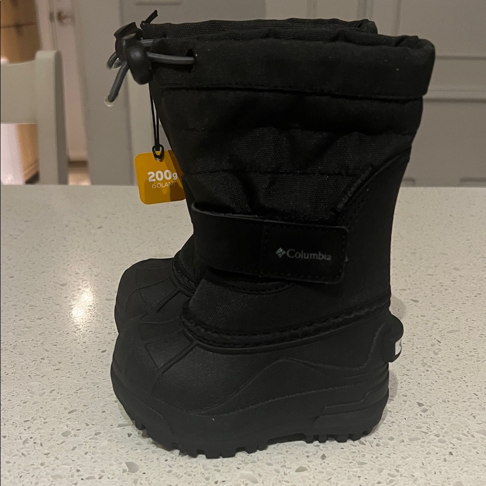 Columbia Black Insulated Snow Boots